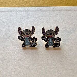 Stitch earrings